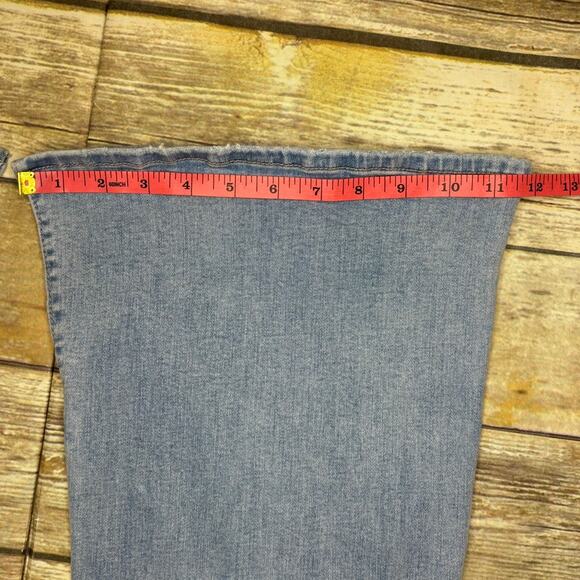 American Eagle Light Wash Curvy Super High Rise Stretch Flare Jeans Womens Sz 10 - Picture 7 of 12